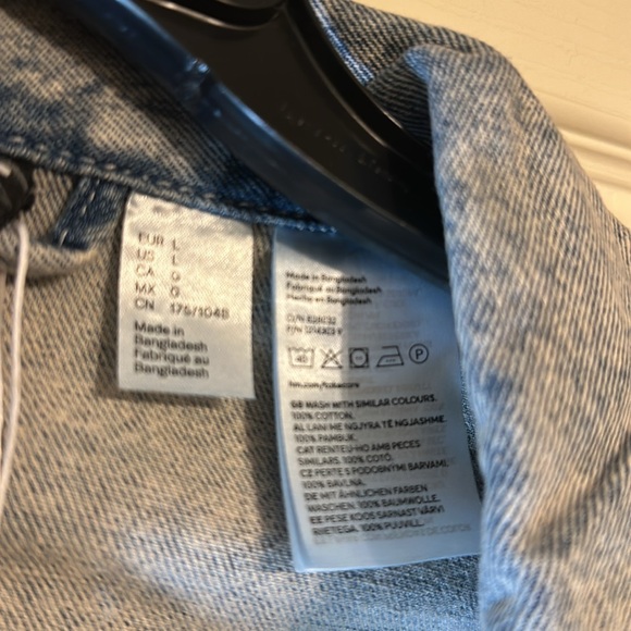 H&M cropped denim jacket - Picture 4 of 6